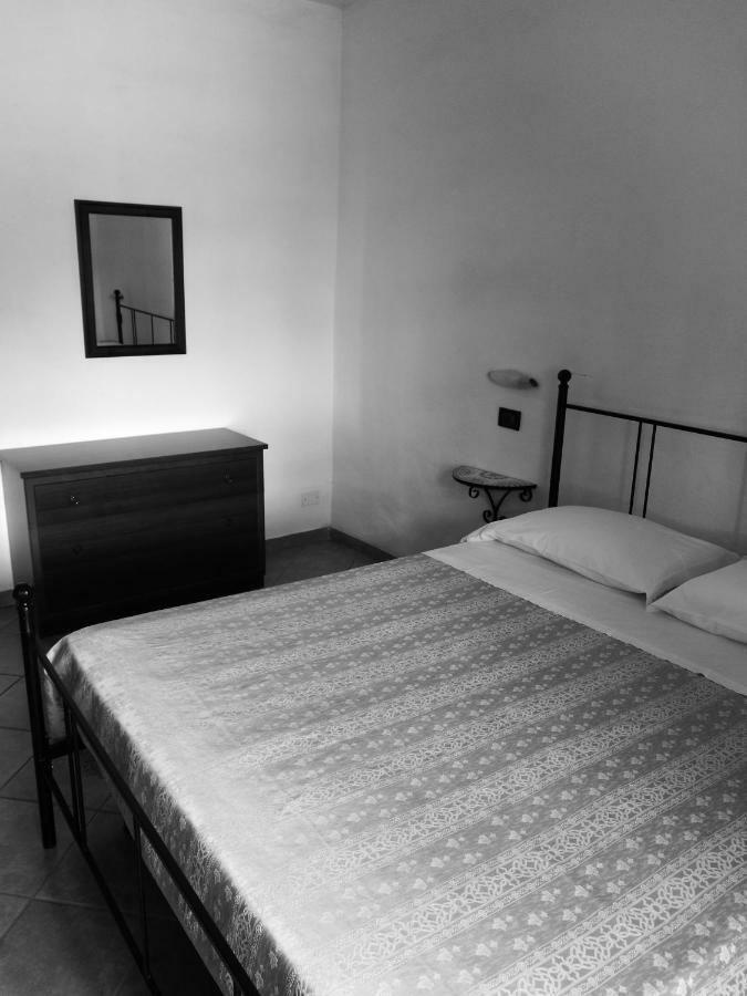 I Castagnini Apartment มอนเตคาตีนี วัล ดิ เชชินา ภายนอก รูปภาพ